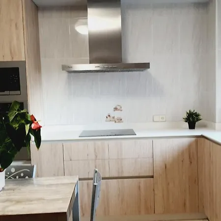 Mamaconchi Bnb4people, Host Inside * El Arenal (Mallorca)