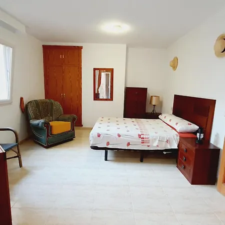 Holiday home Mamaconchi Bnb4people, Host Inside El Arenal (Mallorca)